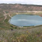 Balsa de la antigua mina de Estercuel (Teruel)